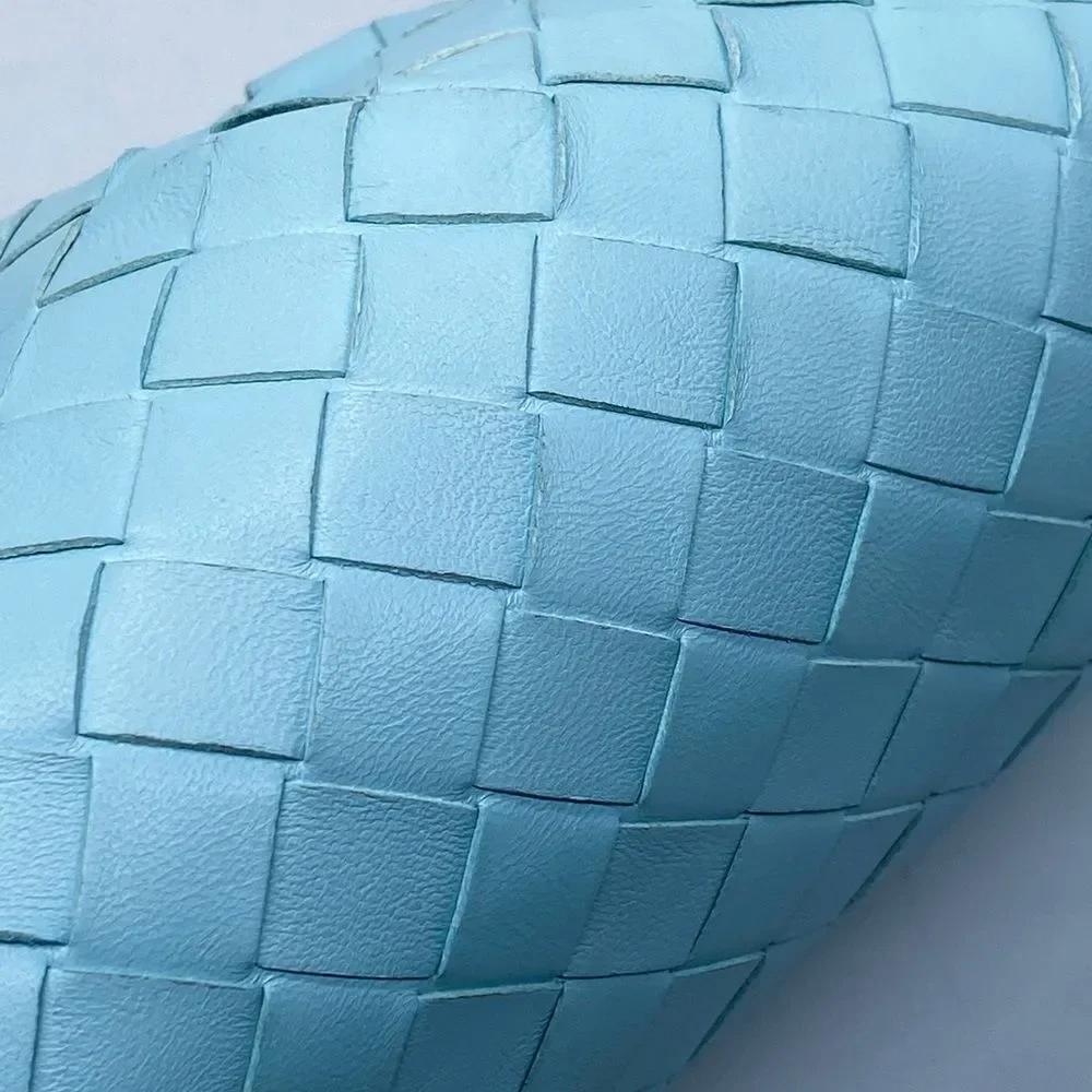 Bottega Veneta Pouch Mini Intrecciato leather clutch